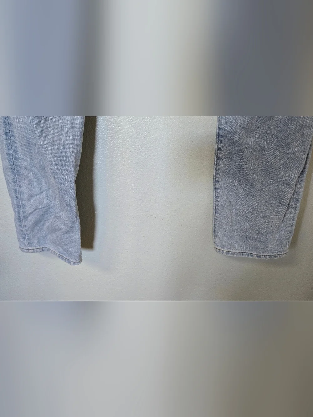J. Crew | Men's Light Wash 770 Straight Jeans Size 29x32